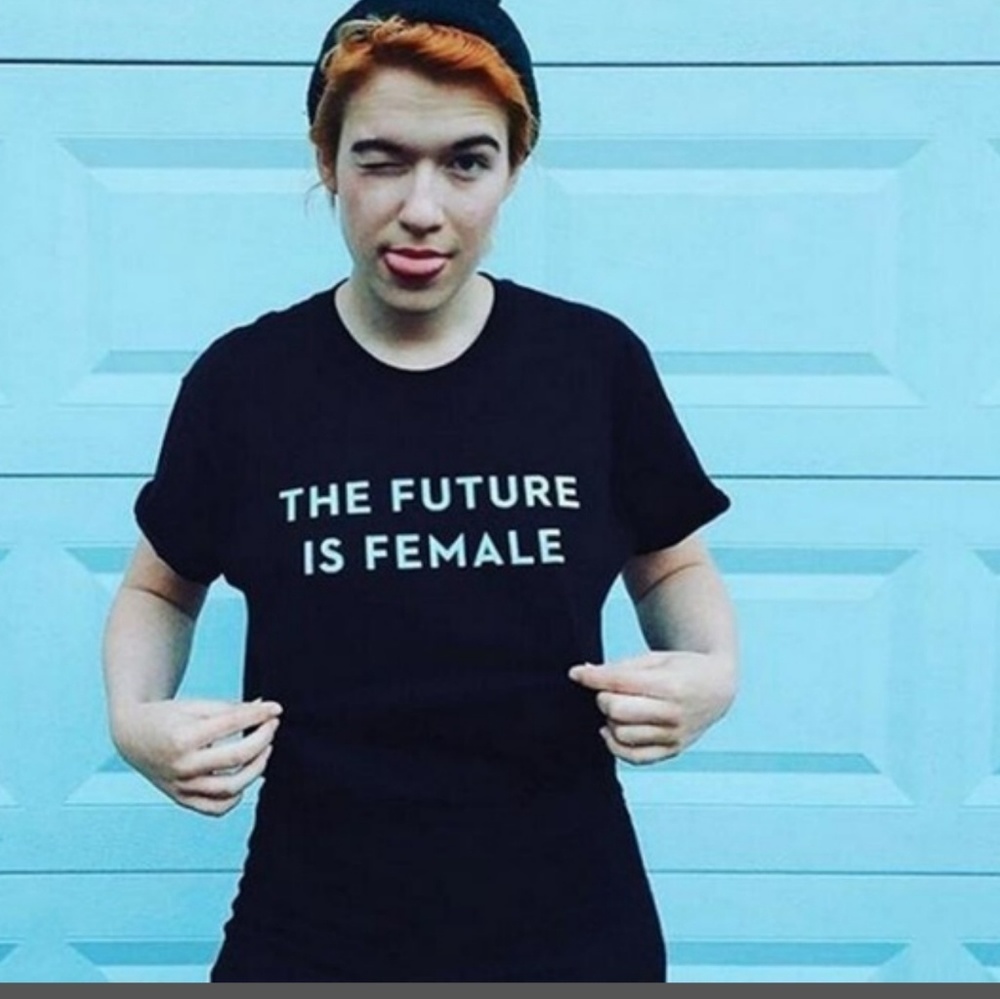 Graphic tee - Picture 2 of 3