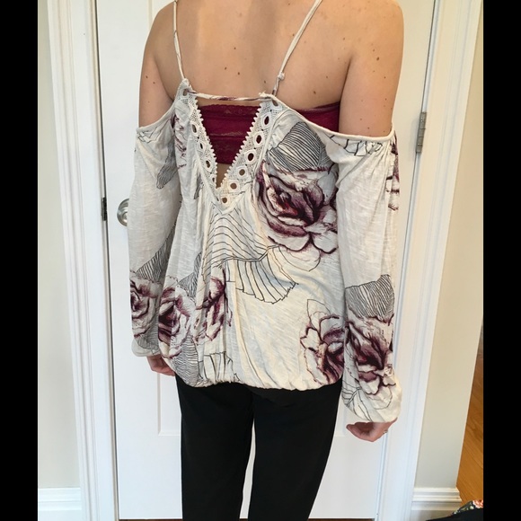 Free People off the shoulder top - Picture 2 of 4