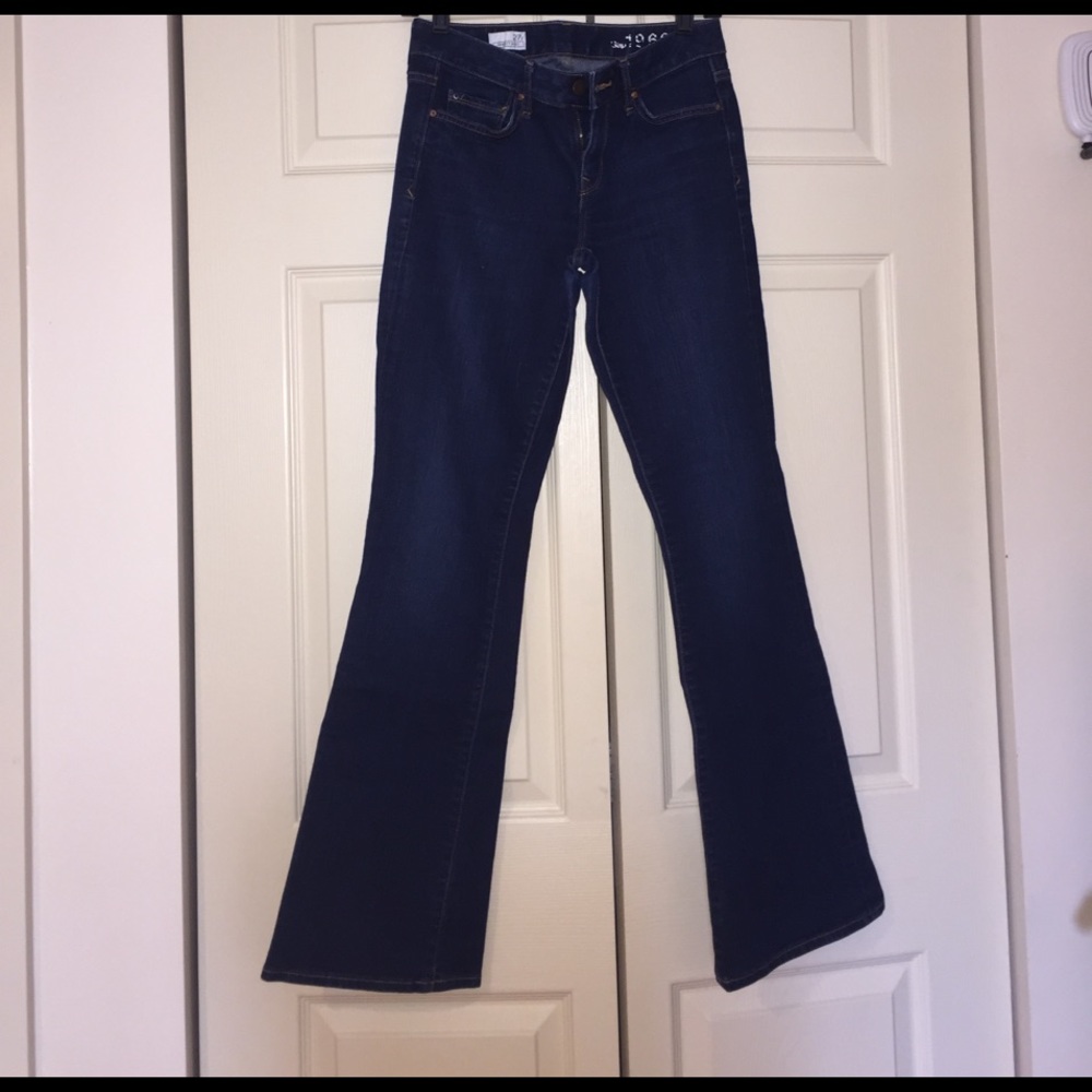 Like NEW GAP Perfect Boot jeans