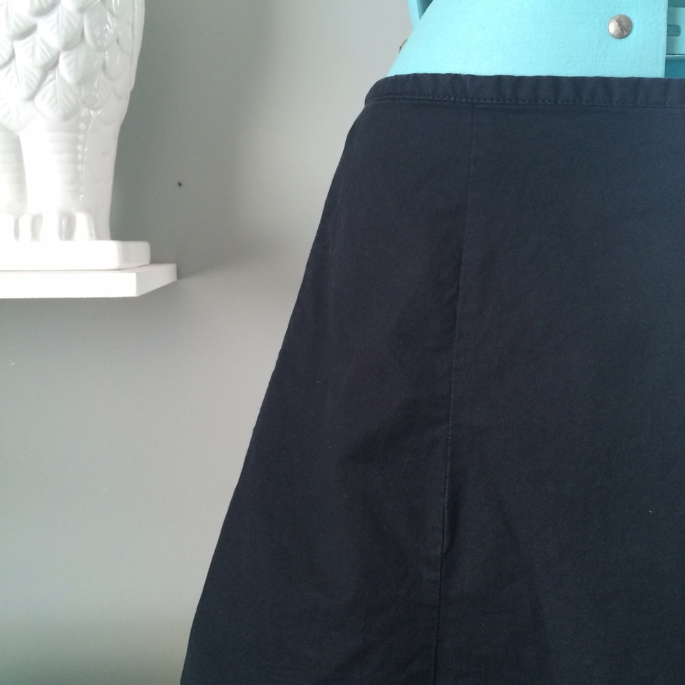Black skirt by GAP, size 6