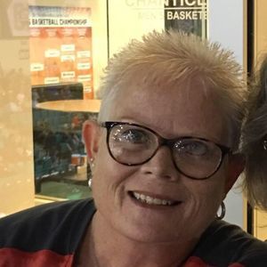Meet your Posher, Angie