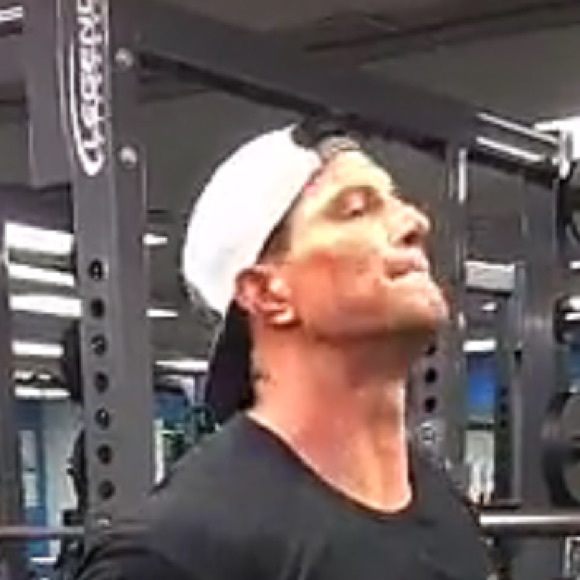 Meet your Posher, Sean - Picture 1 of 1