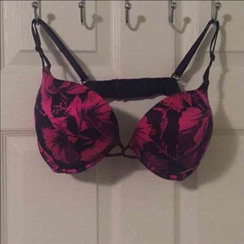 Victoria's Secret 36C Bombshell Bra