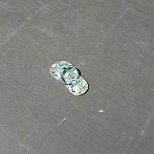 Mother of pearl sandles pendant