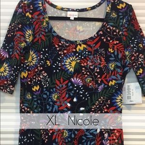 Gorgeous Lularoe Floral Nicole XL