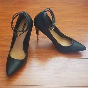 Forever 21 Pumps
