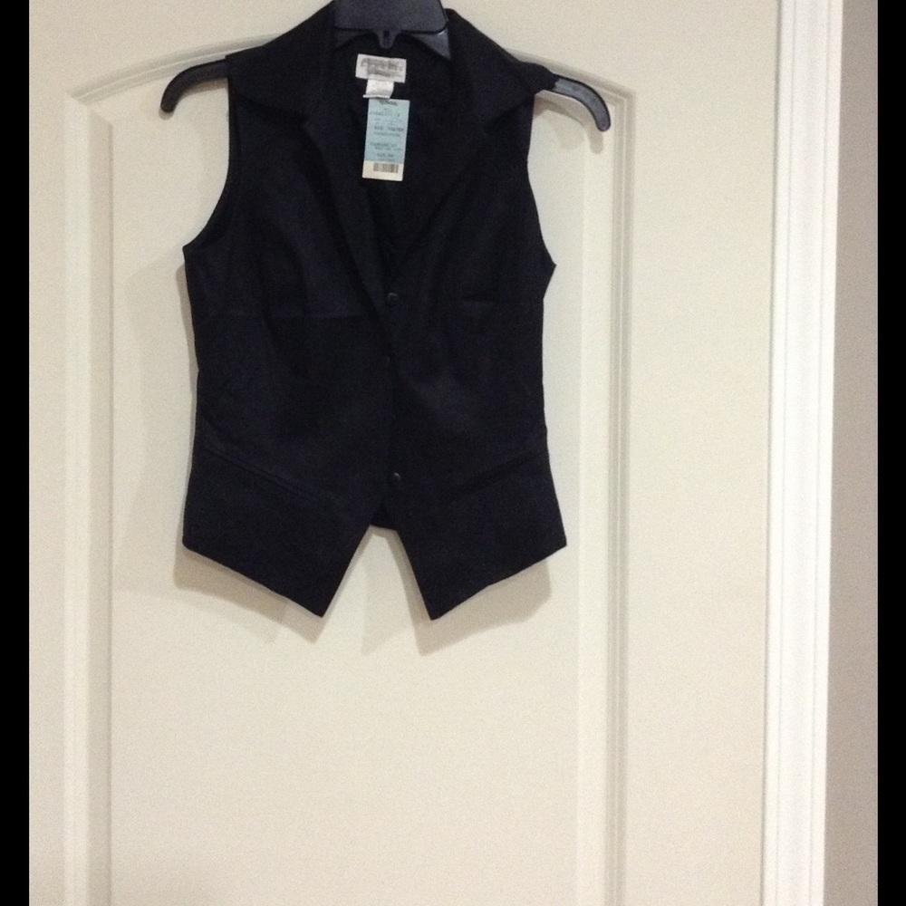 Nwt Black vest
