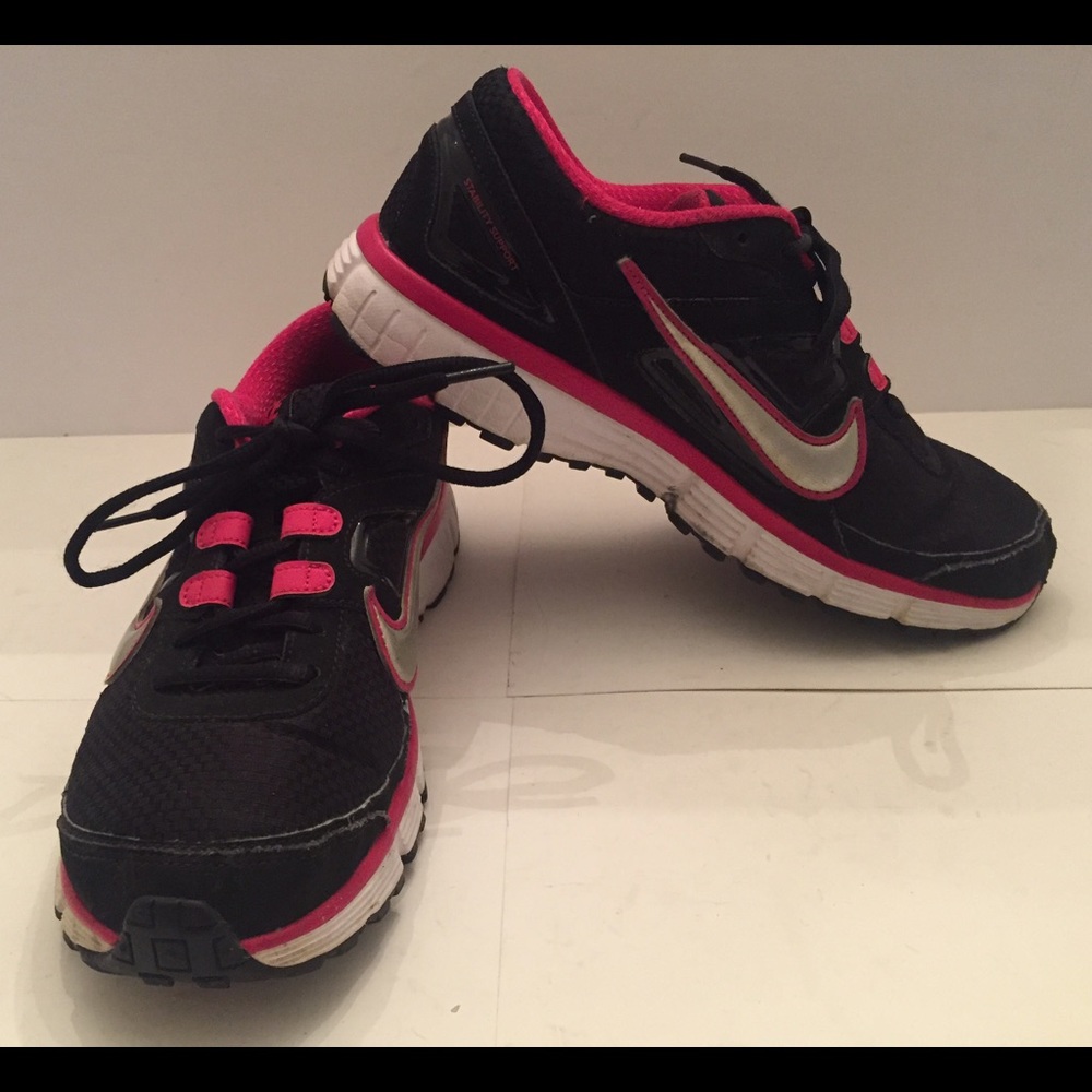 Nike Dual Fusion with Stability Support