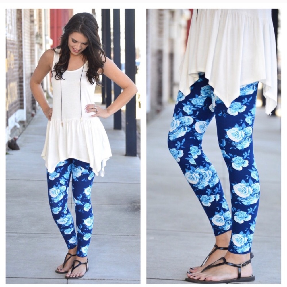 Blue/teal floral leggings