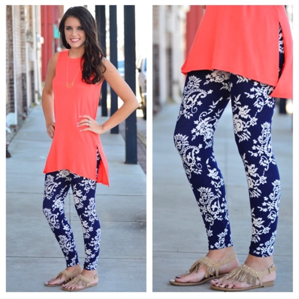 Navy and white floral leggings