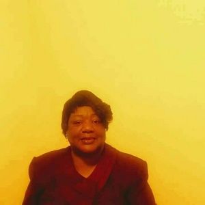 Meet your Posher, Gloria