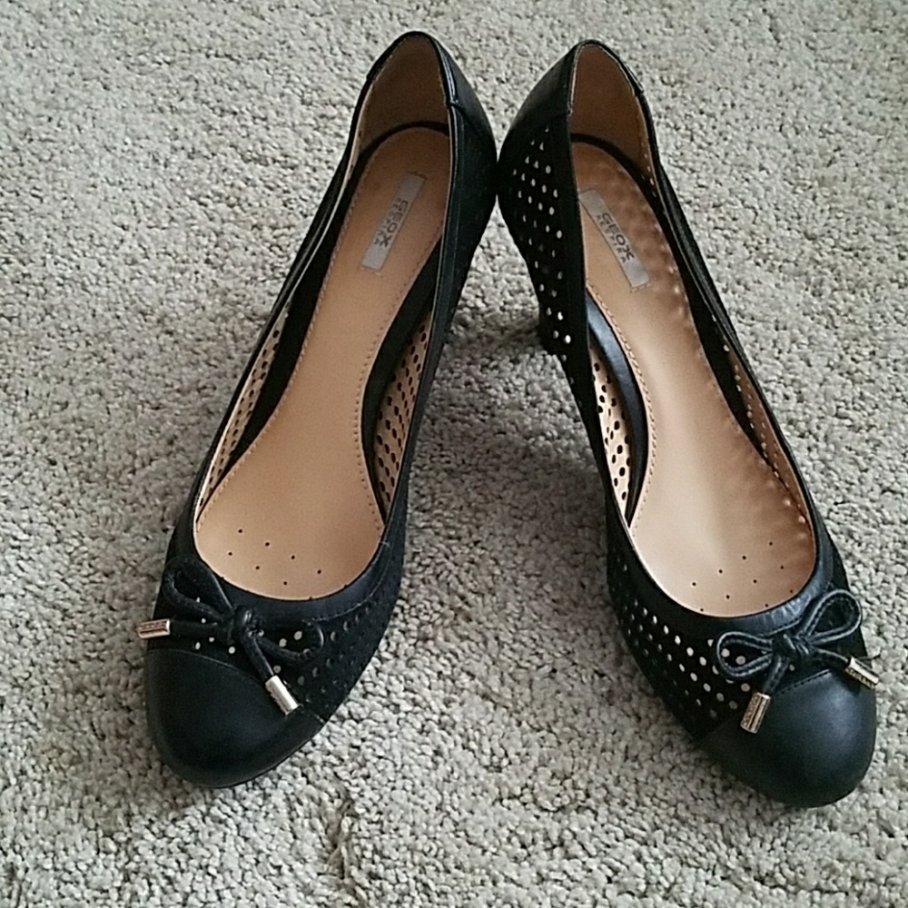 GEOX RESPIRA breathable shoes