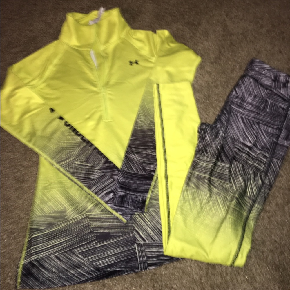 Under Armour halfzip pullover and matching pants