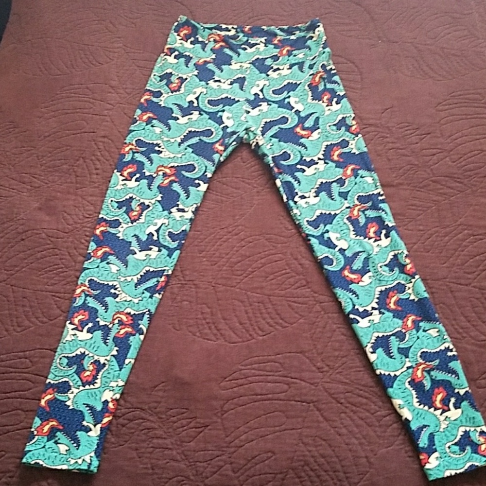 Lularoe OS Green Dragons NWOT