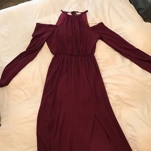 NWT Everly Maroon Cold Shoulder Maxi Dress