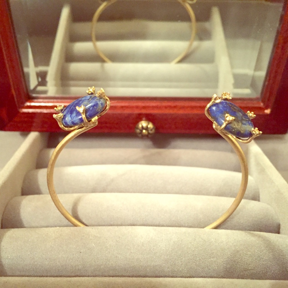 Blue Stone & Gold Colored Bracelet