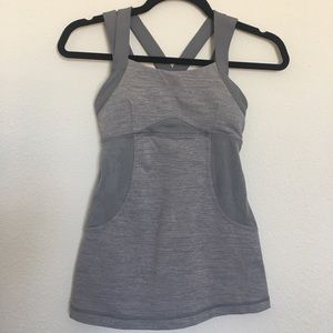 Lululemon workout Tank in gray in size 6 medium