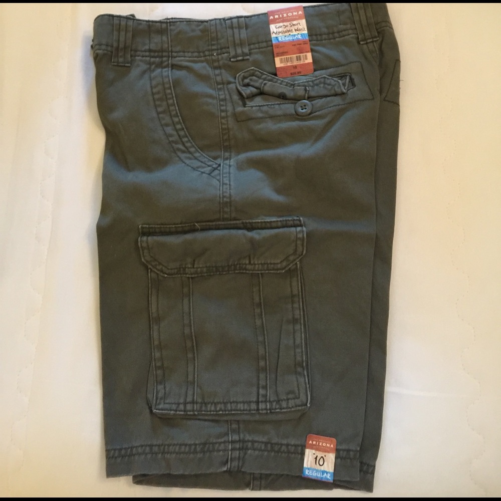 Boys cargo shorts size 10