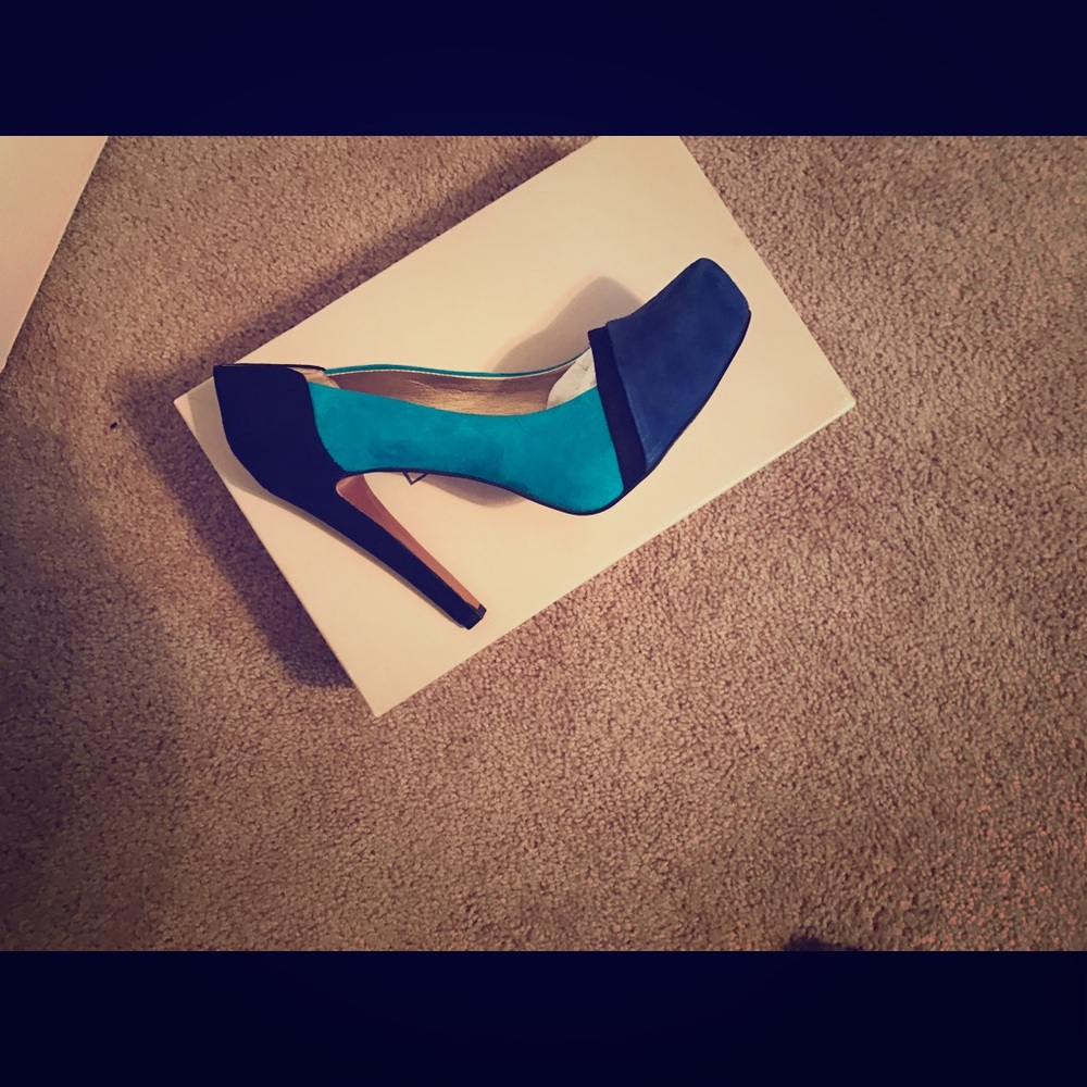 BCBGeneration Paradise Snake shoes