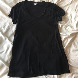 Black V-neck tee, size large