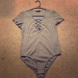 gray one piece | short sleeved with low front