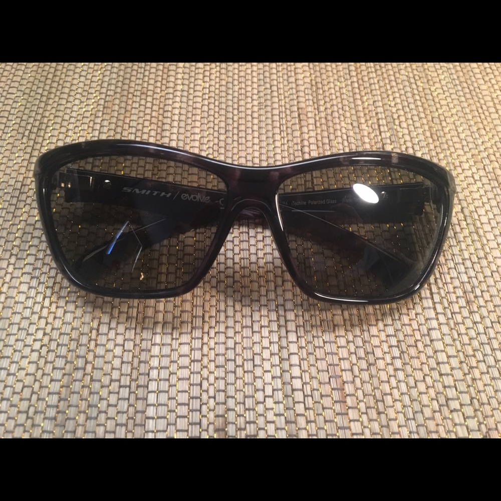 Smith Optics: AURA - Techlite polarized glass