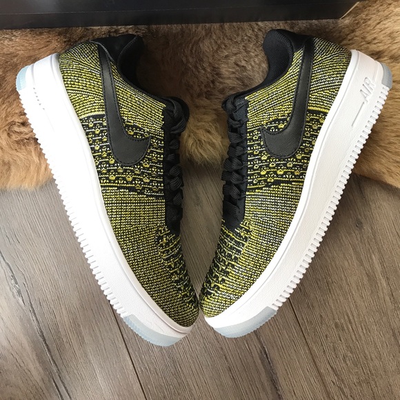 NWT Nike Air Force Flyknit - Picture 6 of 8
