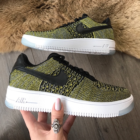 NWT Nike Air Force Flyknit - Picture 3 of 8
