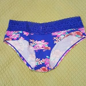 Victoria's secret panties super cute and soft