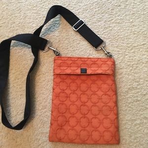 Crossbody purse