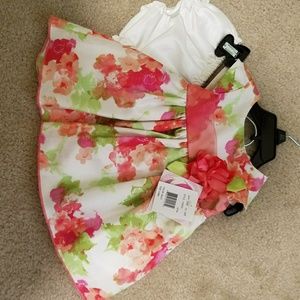 NWT Beautiful spring dress