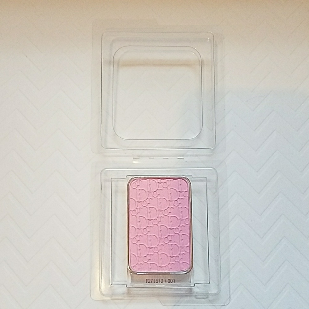 Dior Rosy Glow in Pink Petal