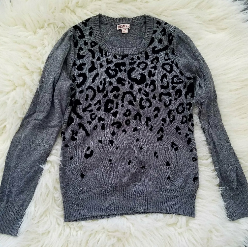 Grey leopard print sweater