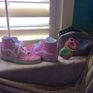 Bubble Gum Pink High Top Vans 👅🍬🌸