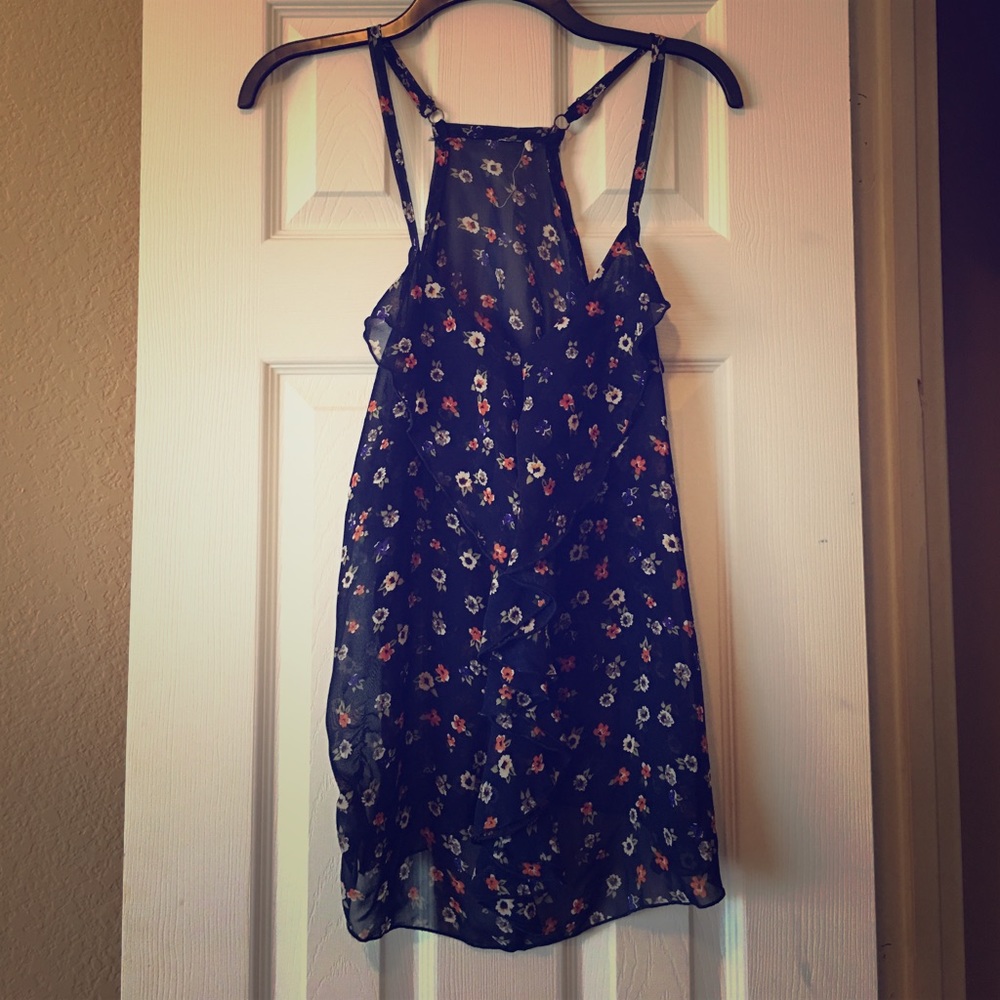 Flower patterned tank top