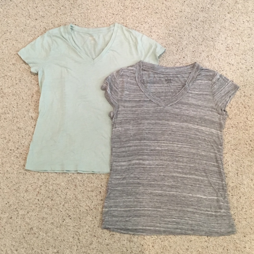 2 pack Mossimo t-shirts size XL