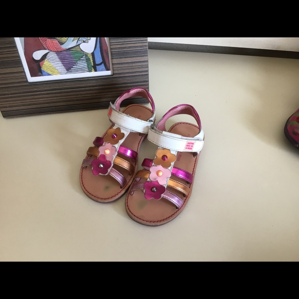Kids shoes