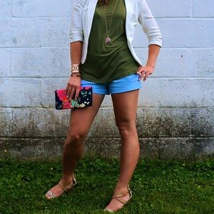 🎉🎉Vineyard vine shorts