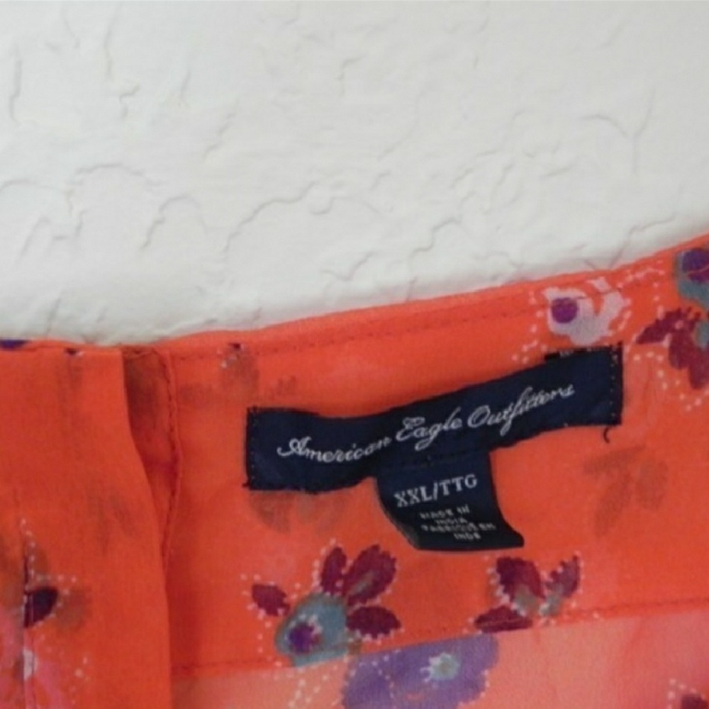 AE Floral Ruffle Blouse - Picture 4 of 4