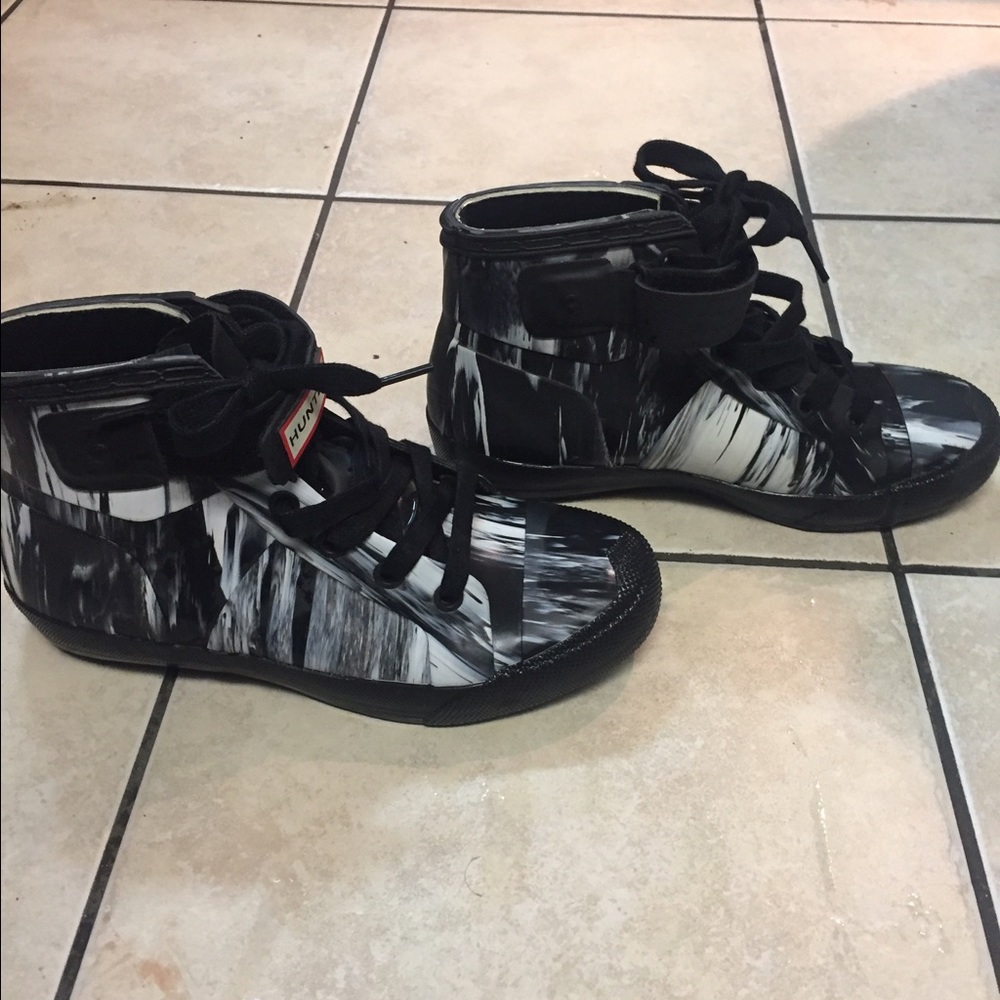 Hunter Nightfall Waterproof Hightops - image 2