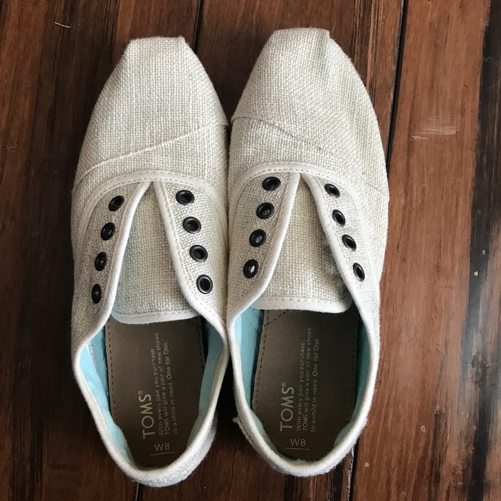 TOMS shoes