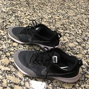 NIKE Zoom Dynamic Trainers