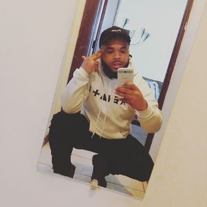 Meet your Posher, Ramone