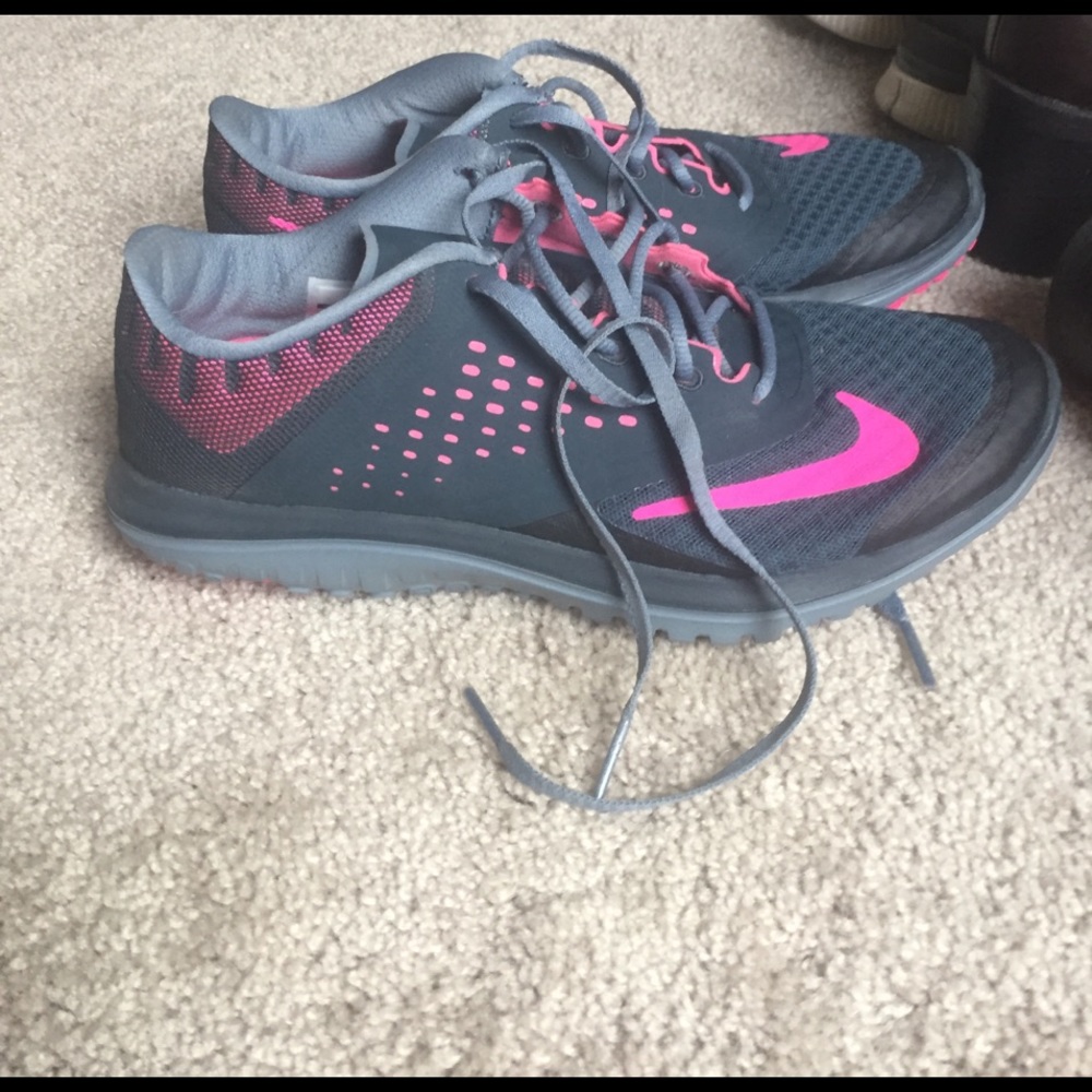 Women's Nike Shoes