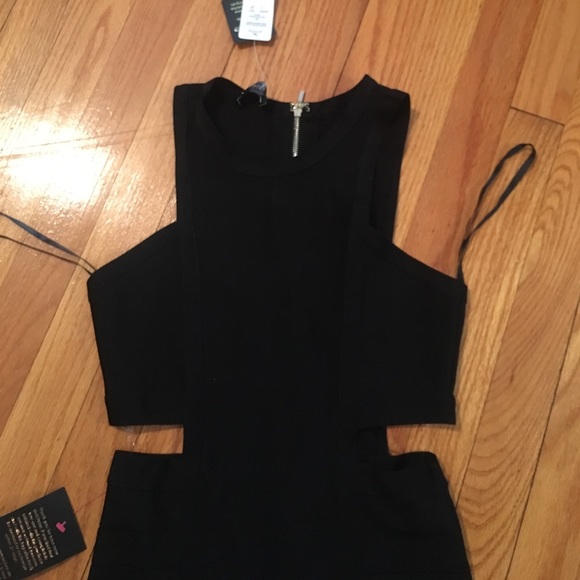 BLack cut out dress new with tags - Picture 2 of 3