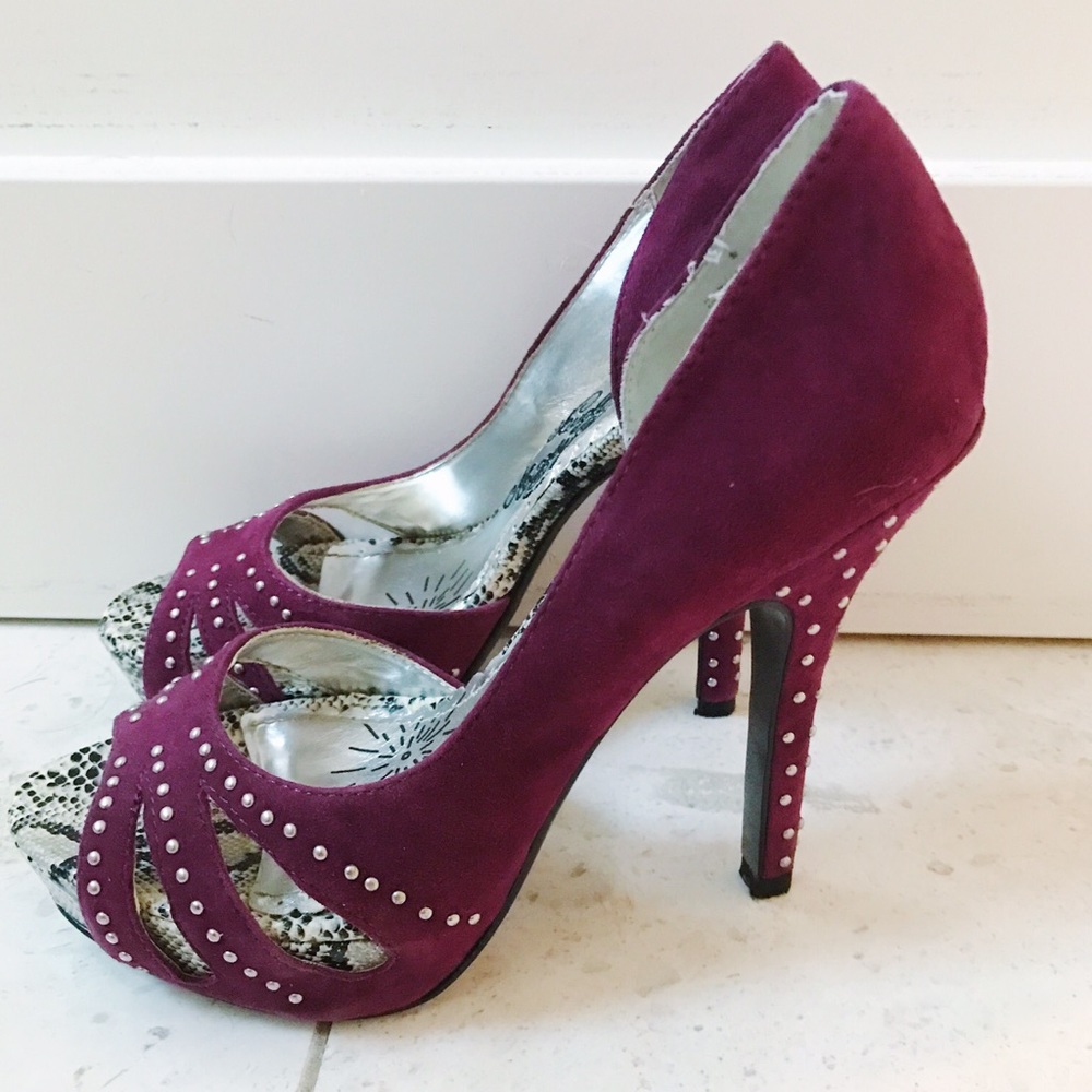 Naughty Monkey Fiesta Pumps Sz 6