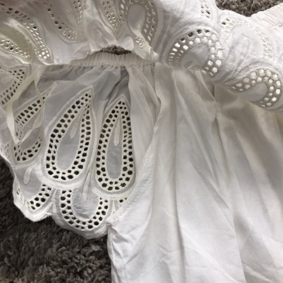 Strapless Off the Shoulder Top - Picture 3 of 5