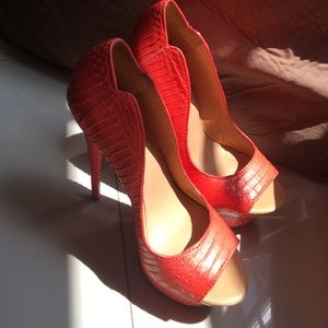 Beautiful leather platform high heels by L.A.M.B