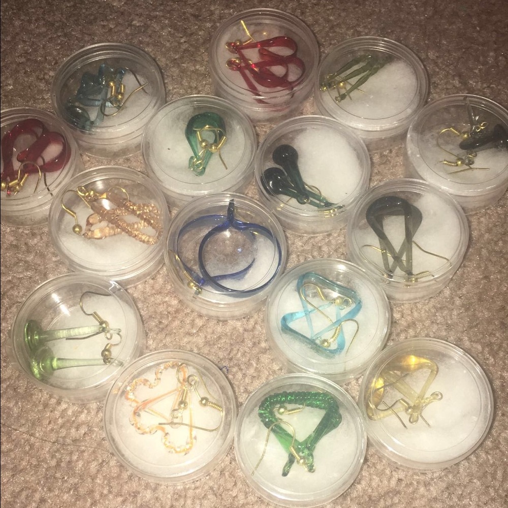 Lot of Earrings