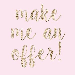 MAKE ME A REASONABLE OFFER! 😘💋